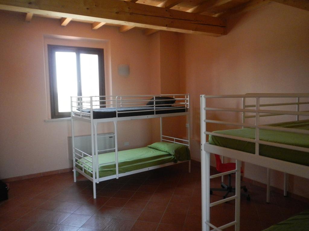 La Cascina Del Sole Hostel Rivarolo del Re ed Uniti Стая снимка