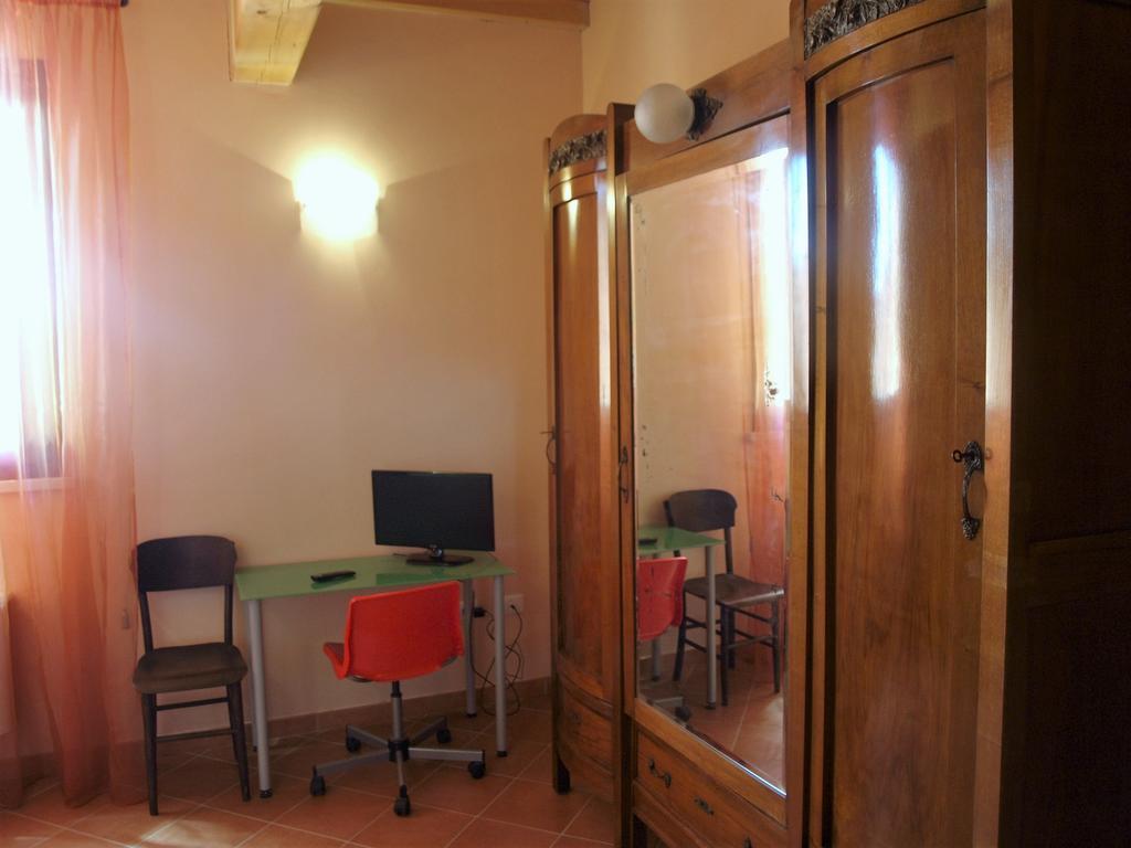La Cascina Del Sole Hostel Rivarolo del Re ed Uniti Екстериор снимка