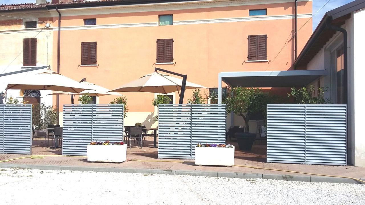 La Cascina Del Sole Hostel Rivarolo del Re ed Uniti Екстериор снимка
