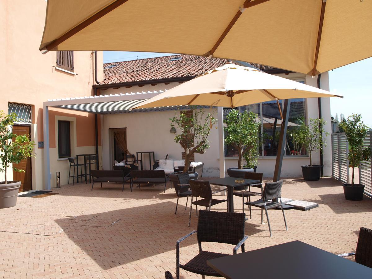 La Cascina Del Sole Hostel Rivarolo del Re ed Uniti Екстериор снимка