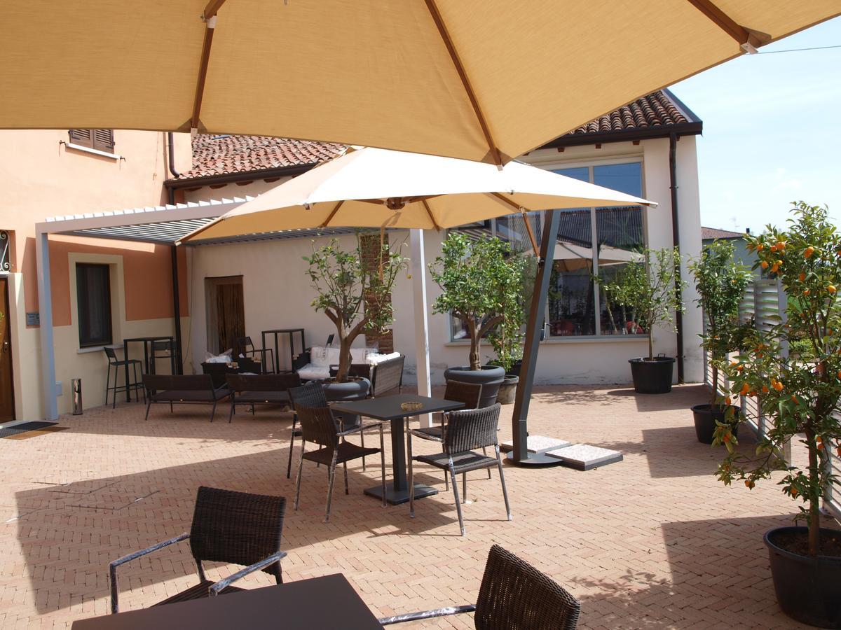 La Cascina Del Sole Hostel Rivarolo del Re ed Uniti Екстериор снимка
