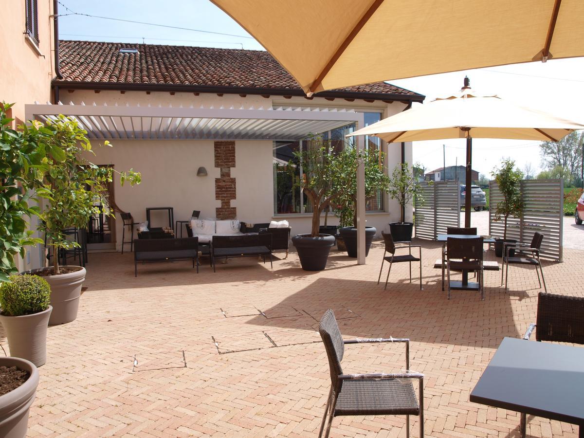La Cascina Del Sole Hostel Rivarolo del Re ed Uniti Екстериор снимка